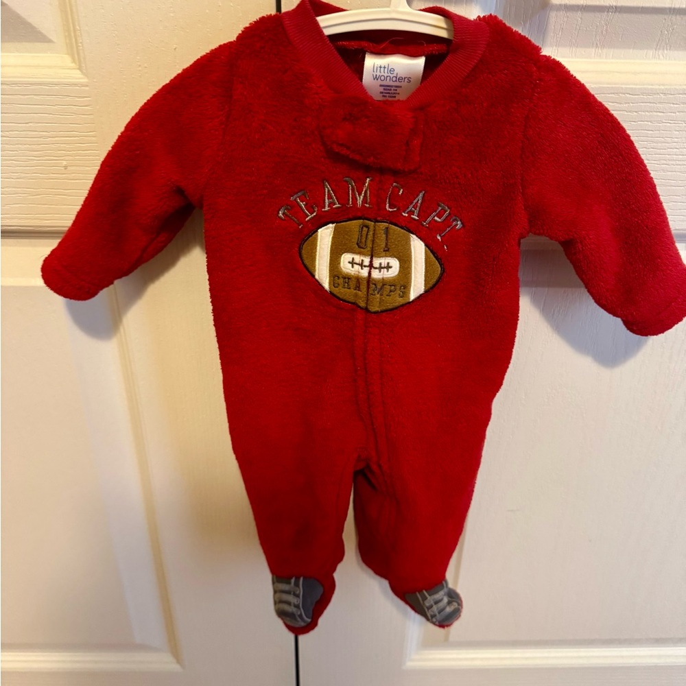 Little Wonders Red Team Captain Footie